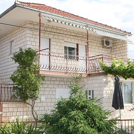 Apartment Nives Trogir Buitenkant foto