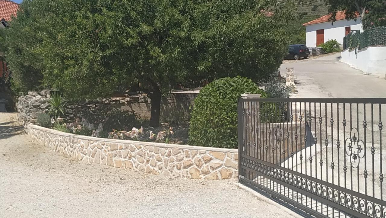 Apartment Nives Trogir Buitenkant foto