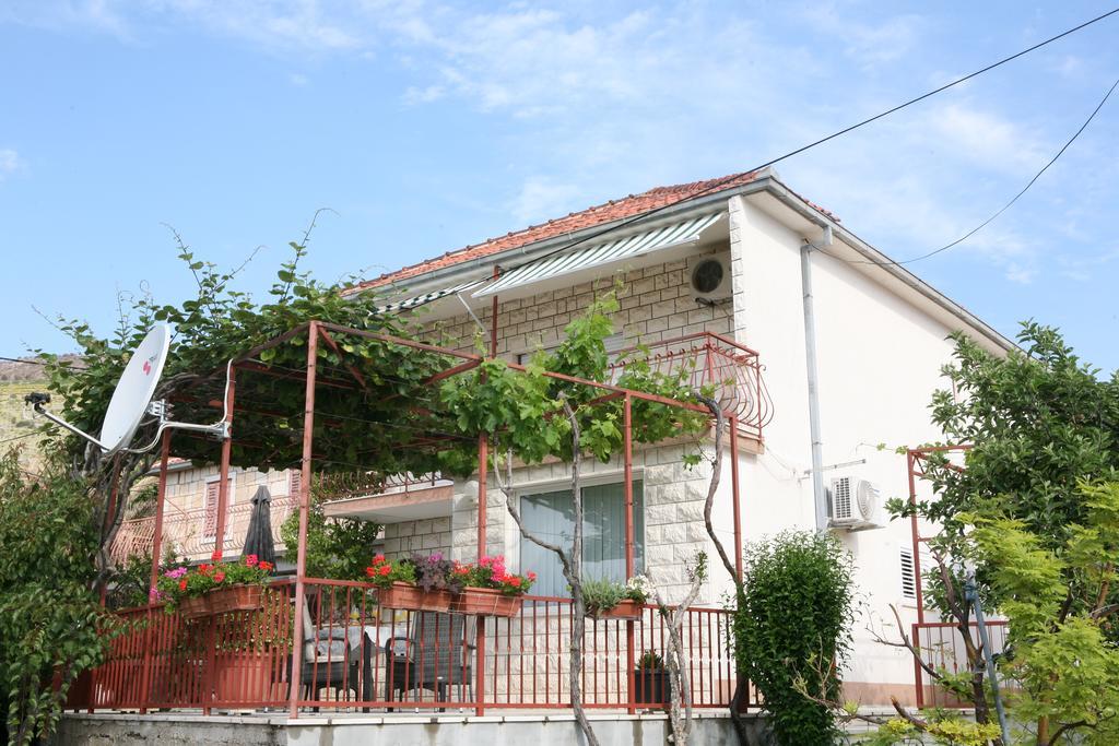 Apartment Nives Trogir Buitenkant foto