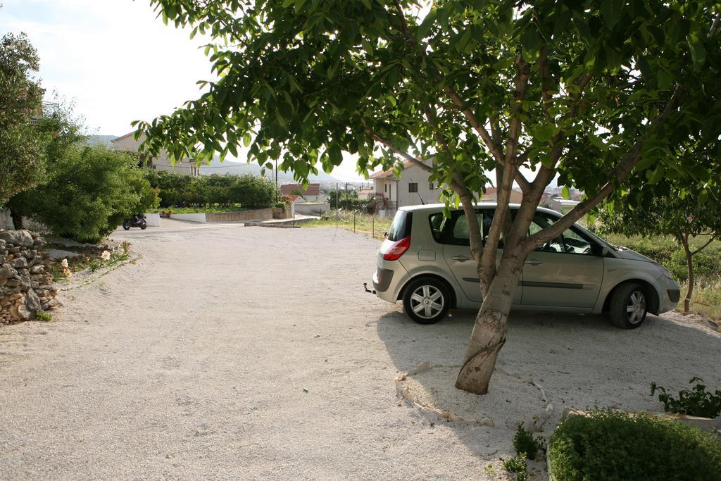 Apartment Nives Trogir Buitenkant foto