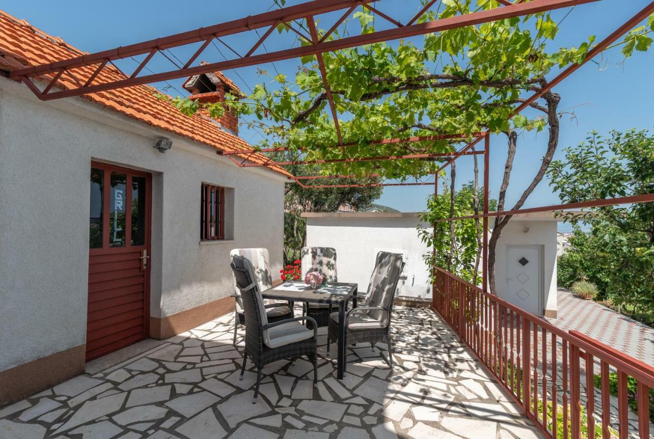 Apartment Nives Trogir Buitenkant foto