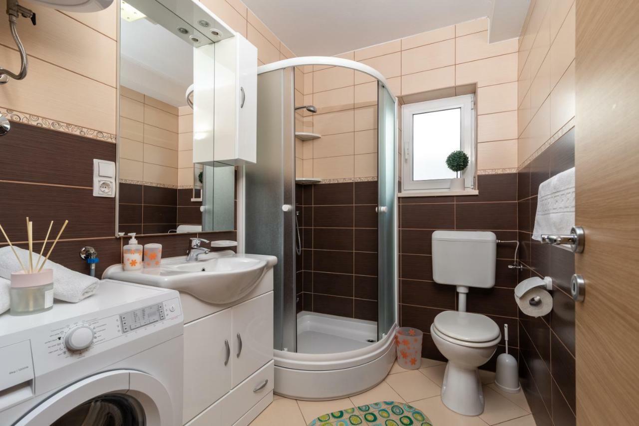 Apartment Nives Trogir Buitenkant foto