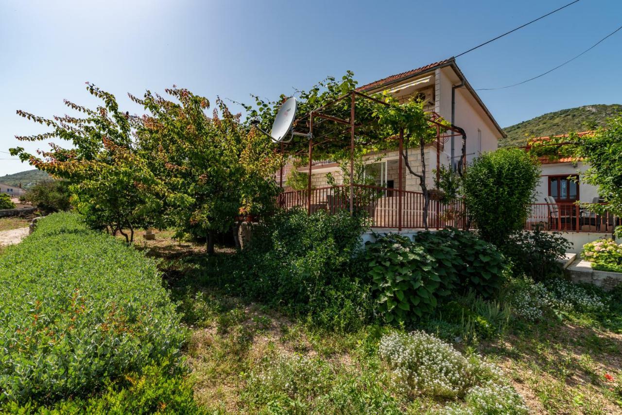 Apartment Nives Trogir Buitenkant foto